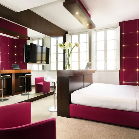 Vittoria فندق 4*