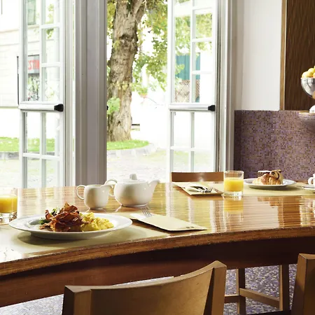 فندق Vittoria 4*